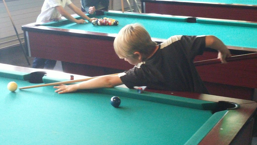 Billard Center Zypresse