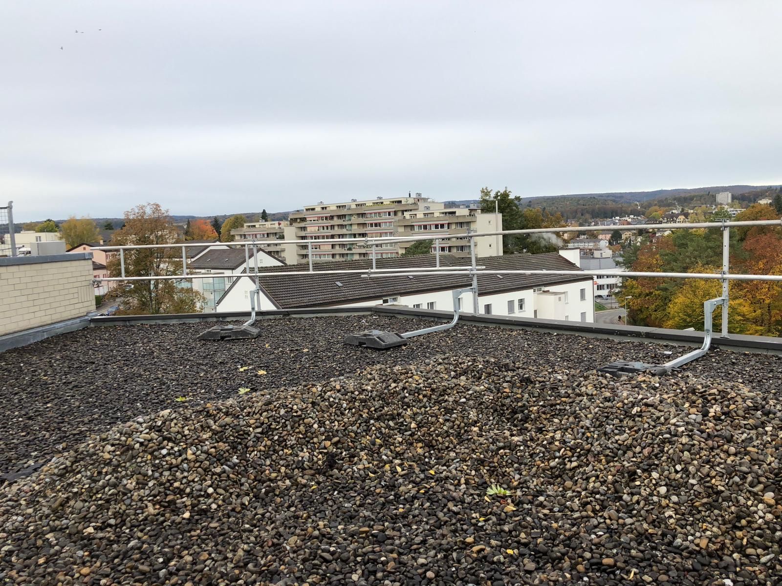 Flachdachgeländer - PEBA Gerüste AG – Schaffhausen