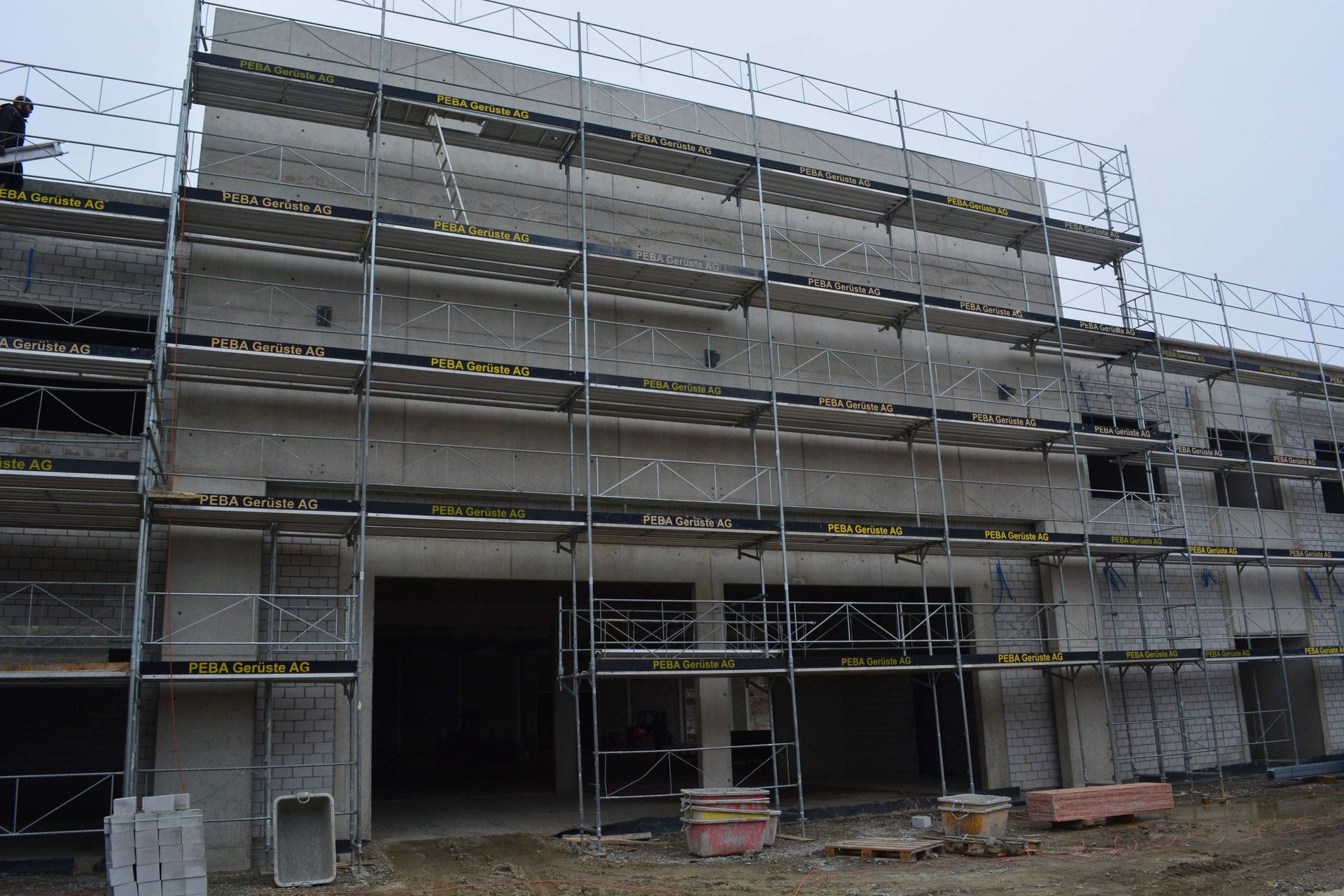 Industrie/Hallen Gerüste - PEBA Gerüste AG – Schaffhausen