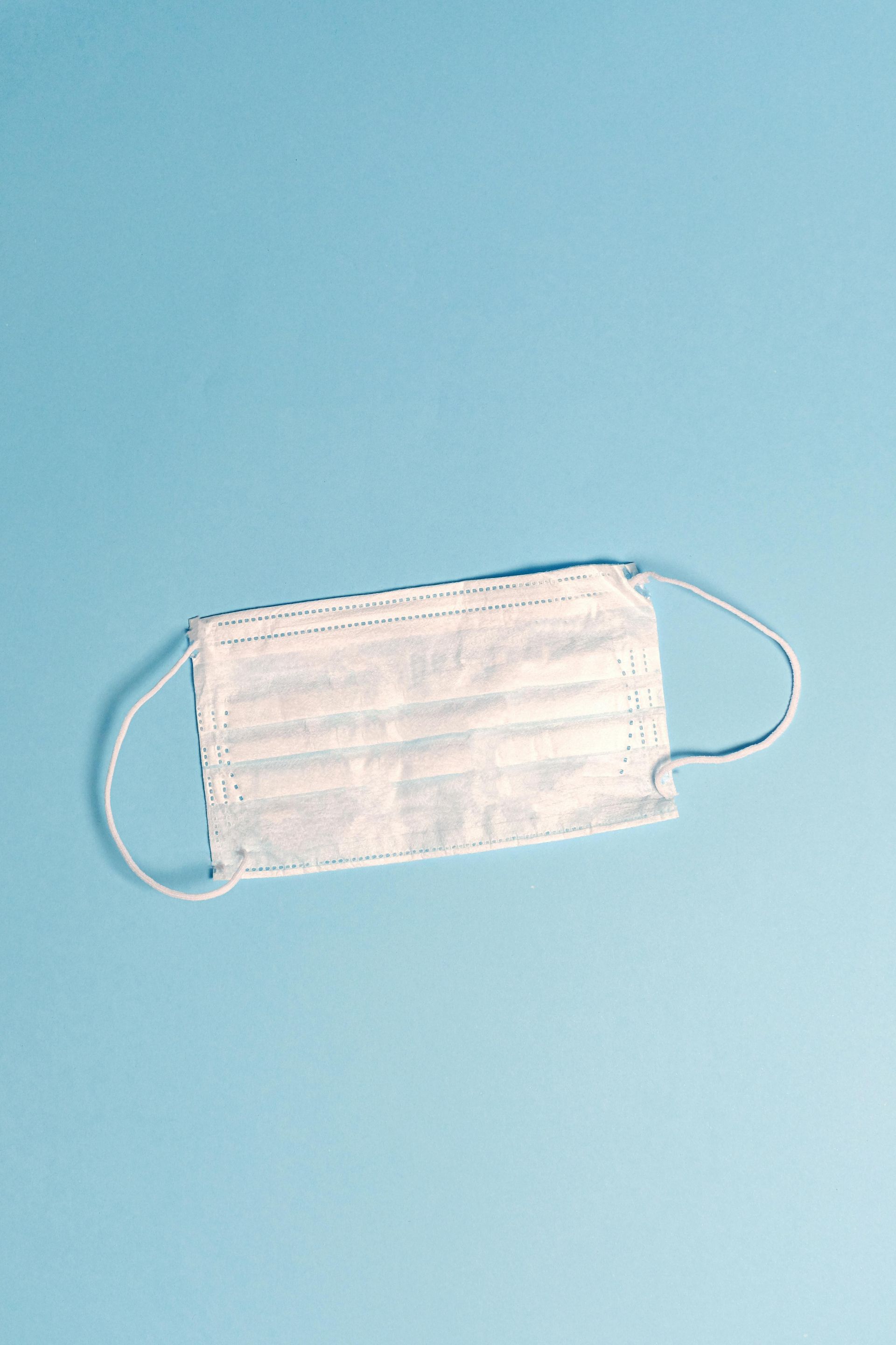 Masque facial jetable blanc 