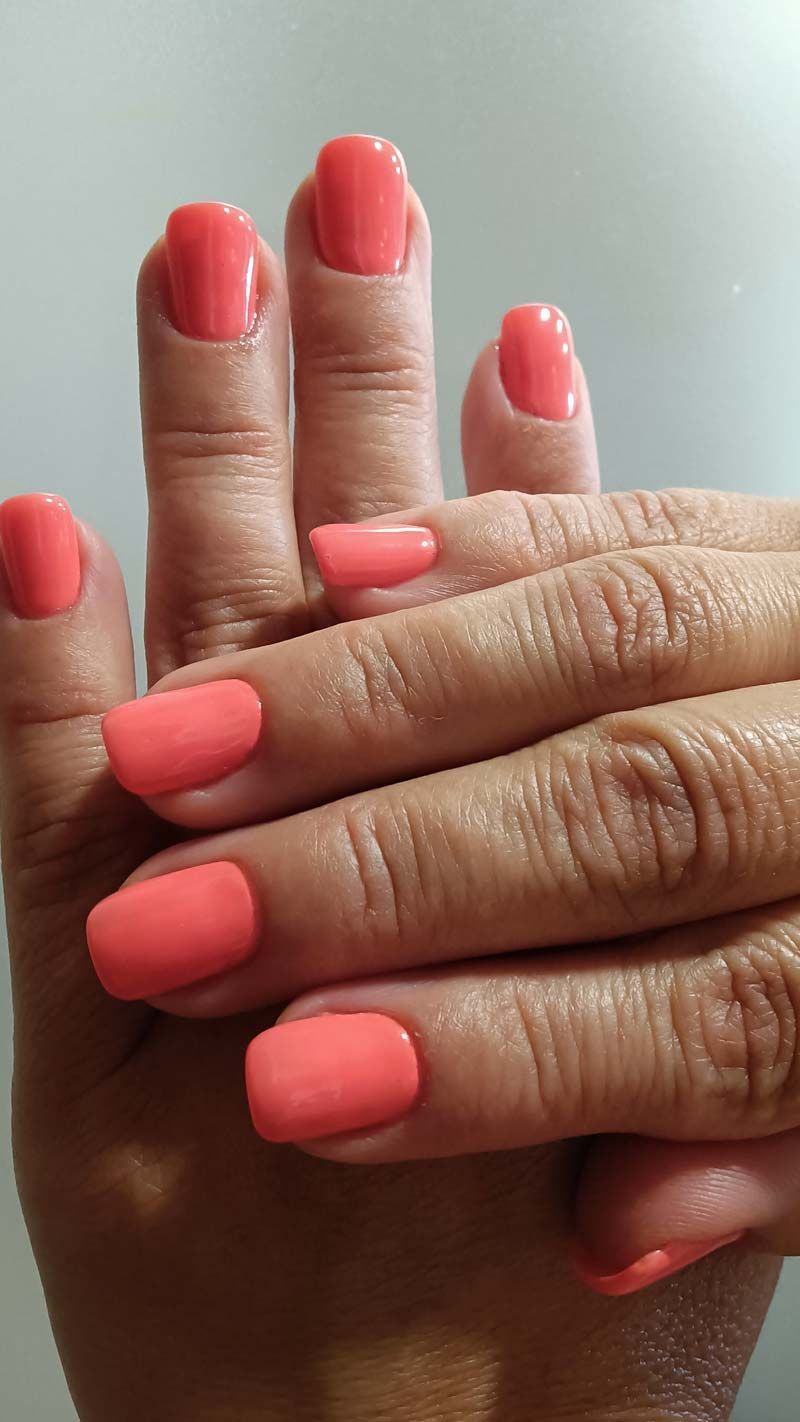 Manicura rosa