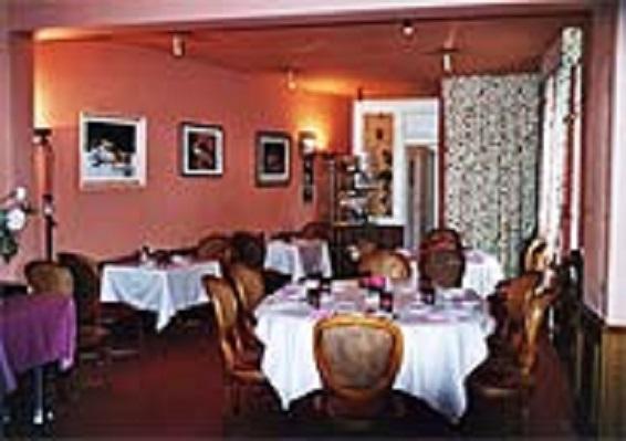 Salle de restaurant Dame Journe à Noyon dans l'Oise 60