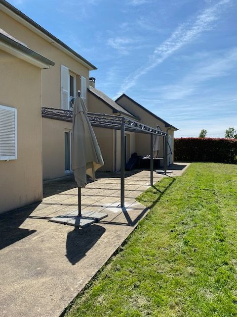 Pergola en acier grise