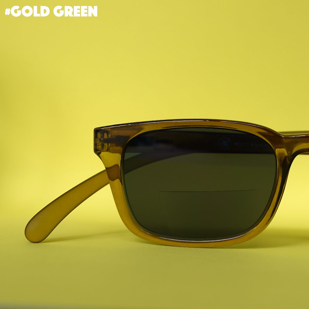 Eine grüne transparente Sonnenbrille auf grünem Hintergrund.