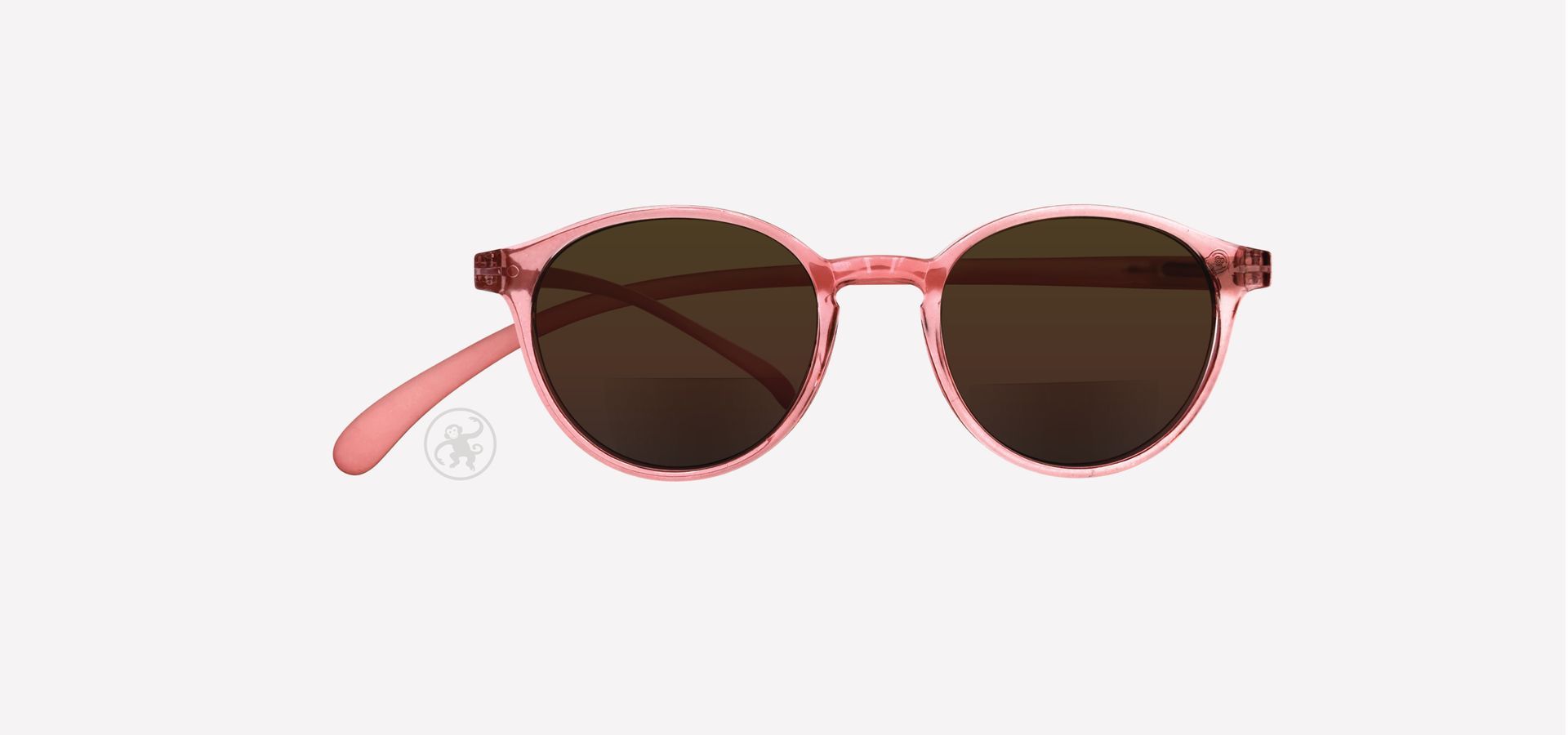 Pfirsich farbene panto Bifokal-Lesesonnenbrille von vorne auf hellem Hintergrund.