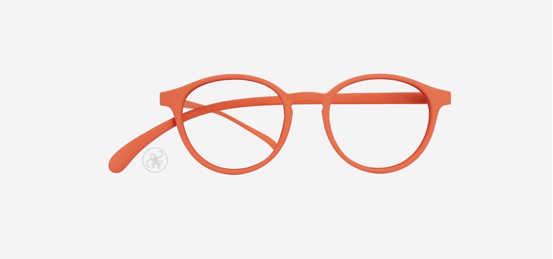 Lachs farbene panto Lesebrille von vorne auf hellem Hintergrund.