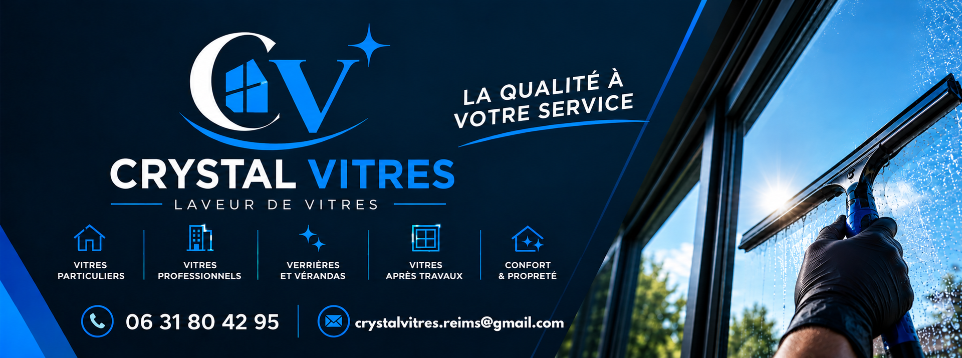 Carte de visite Crystal Vitres : logo bleu, services de vitrerie, devis et contact, avec un vitrier en pleine intervention.
