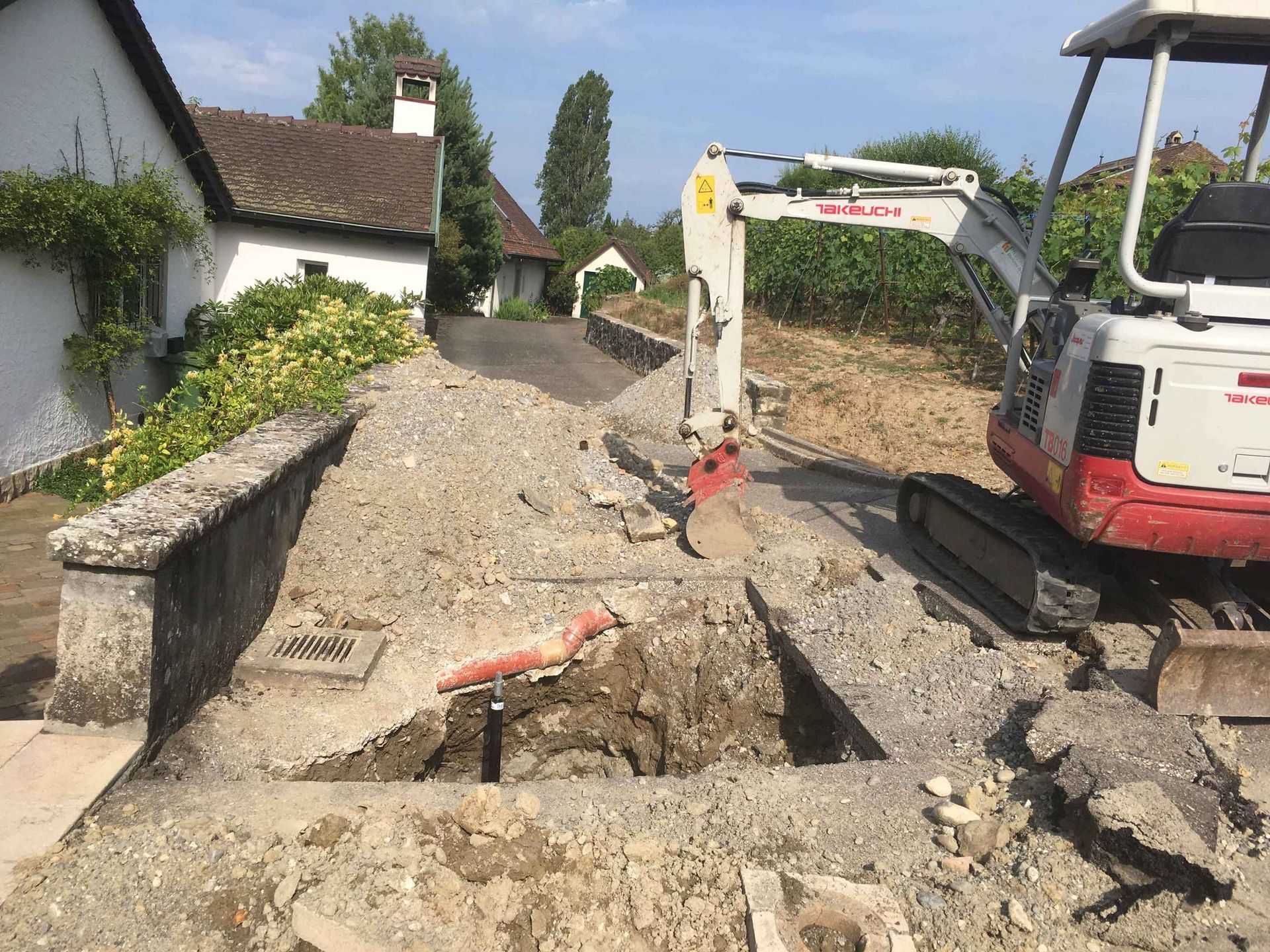 Jacques Freymond - maçonnerie - terrassement - carrelages - dalles - Belmont