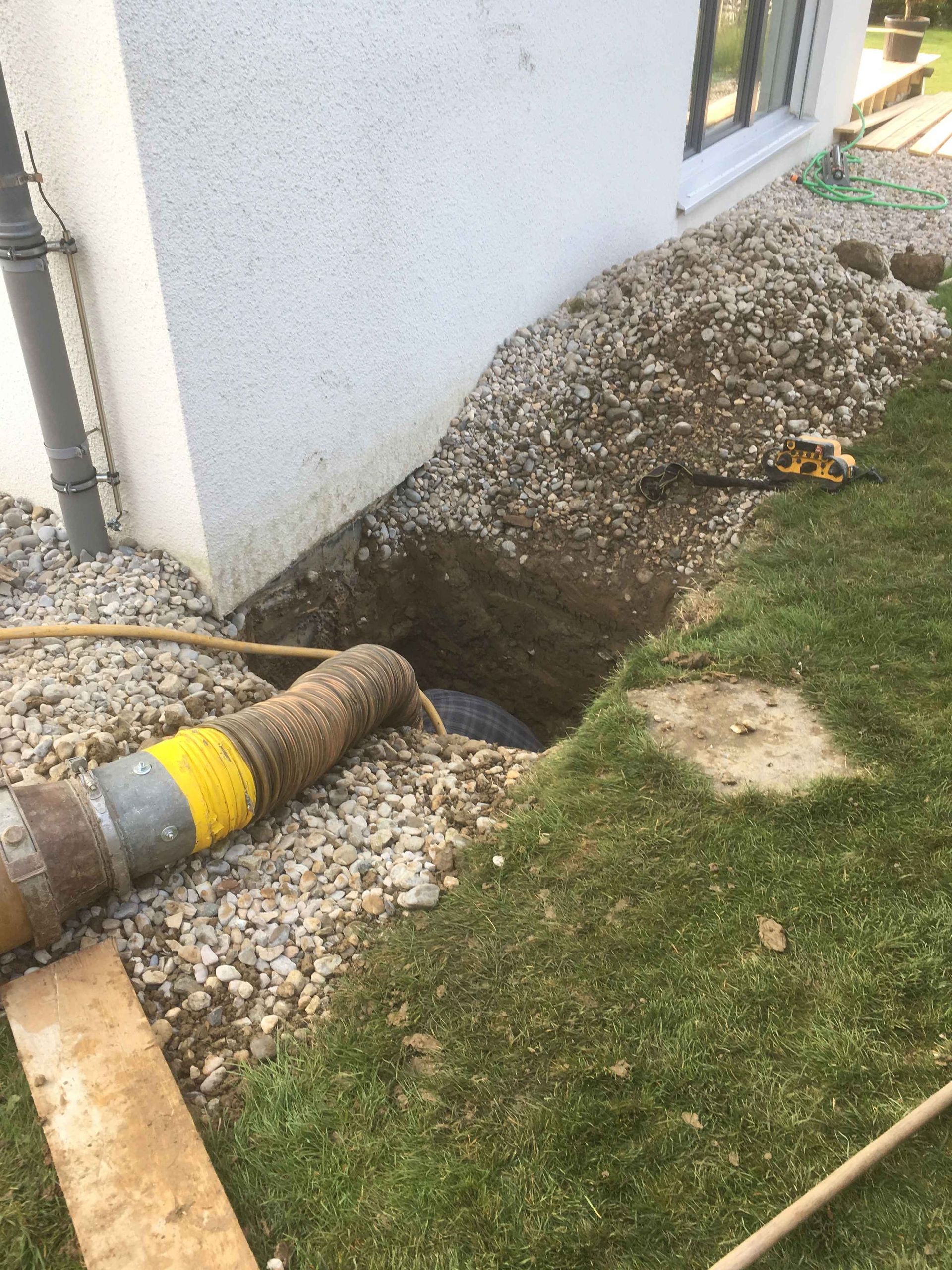 Jacques-Freymond---maçonnerie,-terrasement,-carrelages-et-dalles