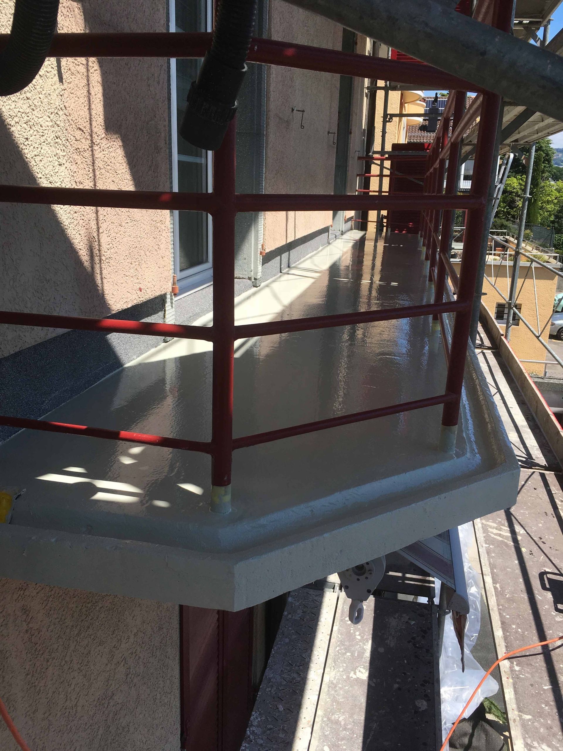 Jacques Freymond - maçonnerie - terrassement - carrelages - dalles - Belmont