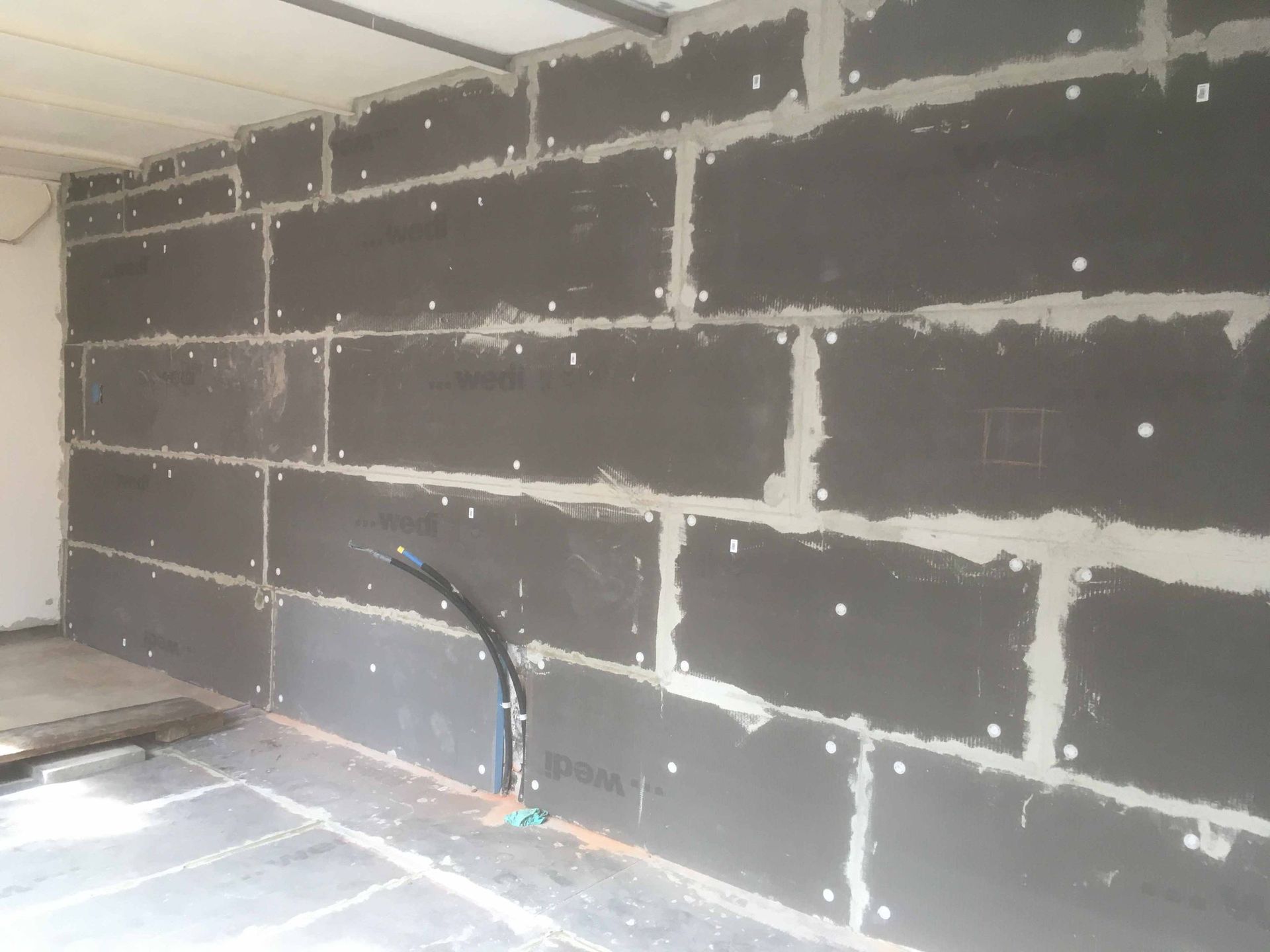 Jacques Freymond - maçonnerie - terrassement - carrelages - dalles - Belmont