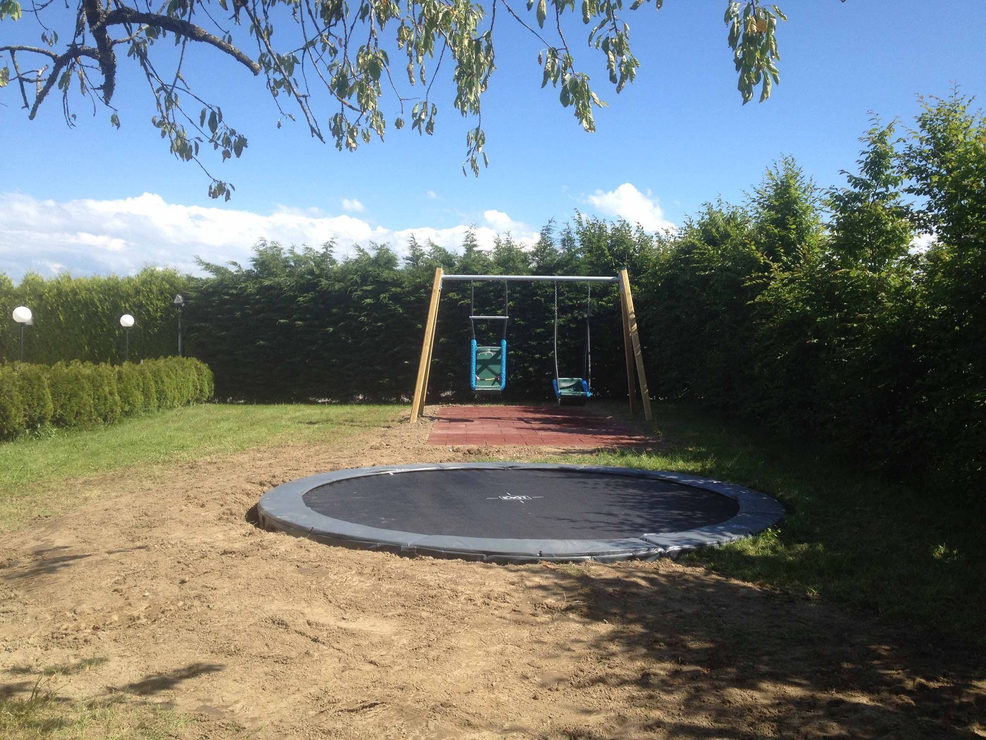 Jacques Freymond - maçonnerie - terrassement - carrelages - dalles - Belmont