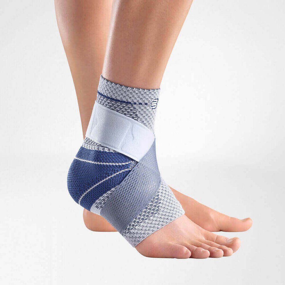 Bein eingegipst mit Verband