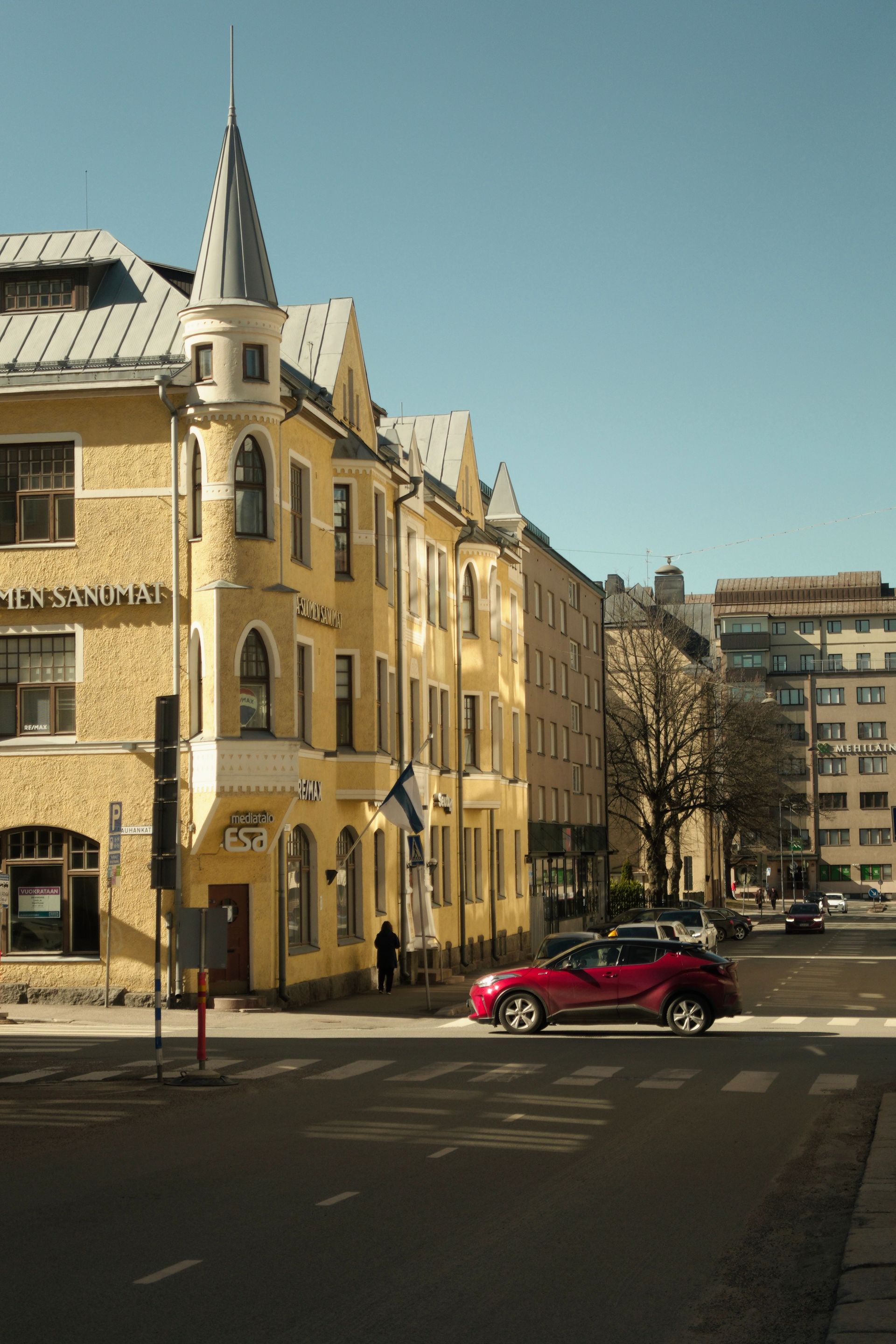 Taloyhtiön tai toimitilan korjaushankkeen valvonta ja suunnittelu – Korjausrakennusinsinöörit Oy.