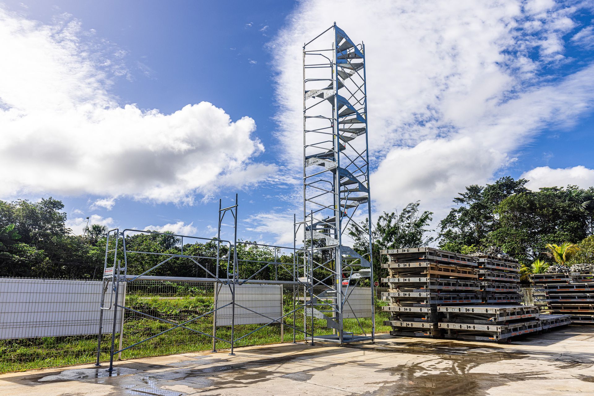 Tour d'étaiement pour les travaux en hauteur