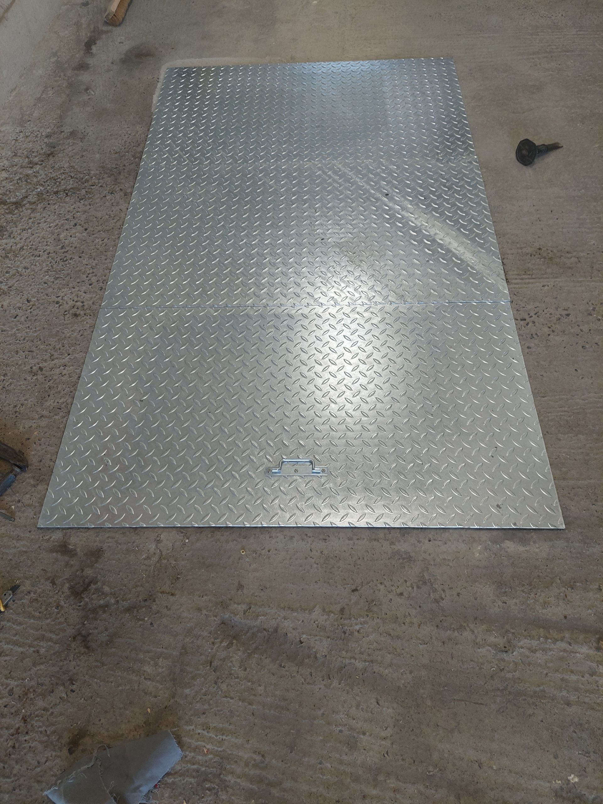 Plaque de vide sanitaire