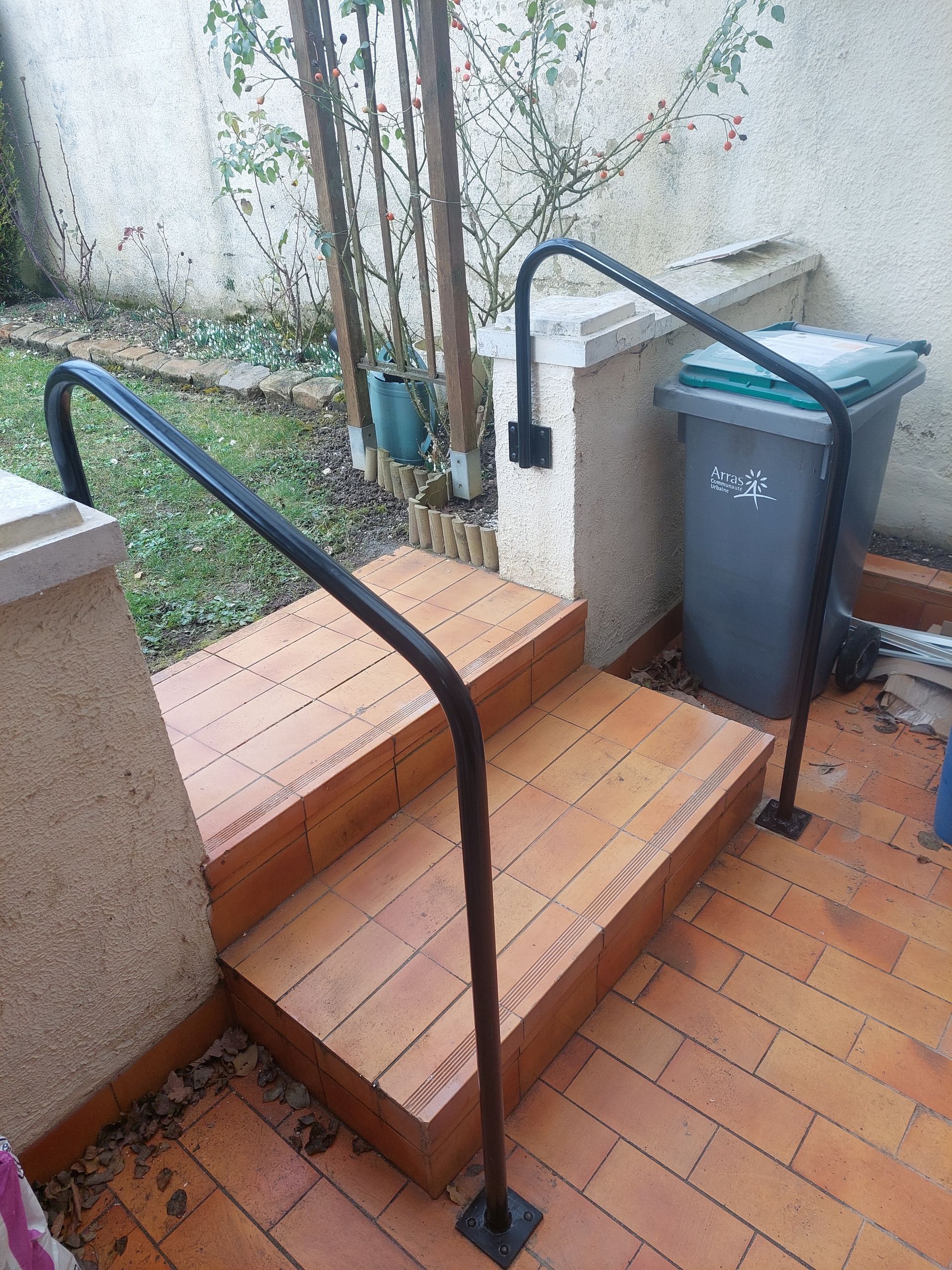 Rambarde d'escalier extérieur