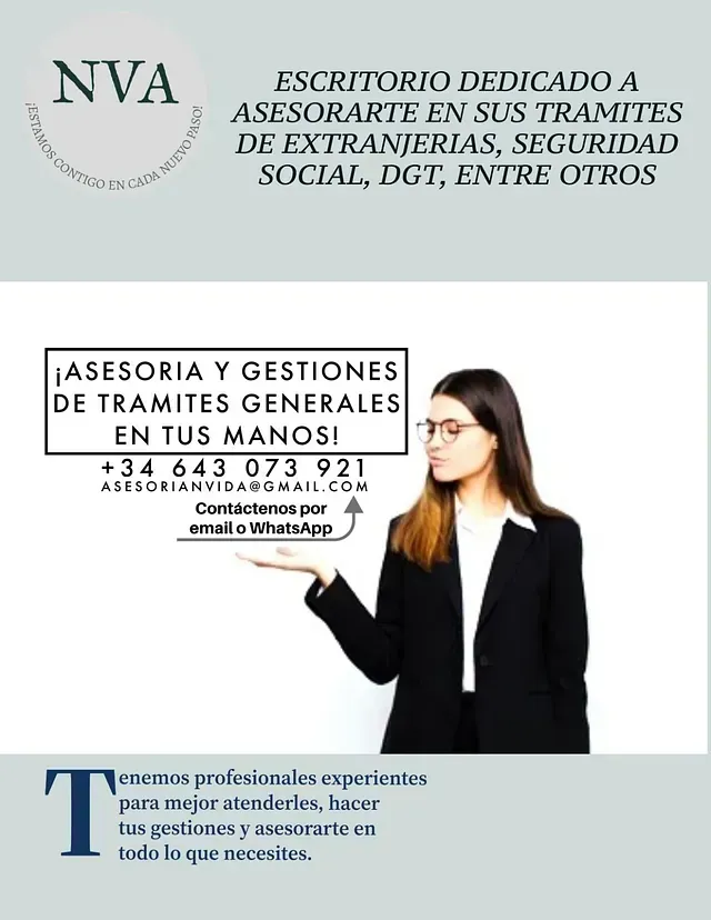 A woman is standing in front of a sign that says asesora y gestiones de tramites generales en tus manos.