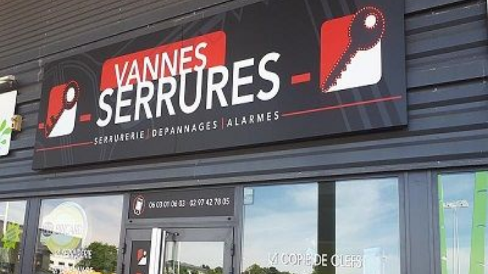 Entrée d’une boutique de serrurerie Vannes Serrures