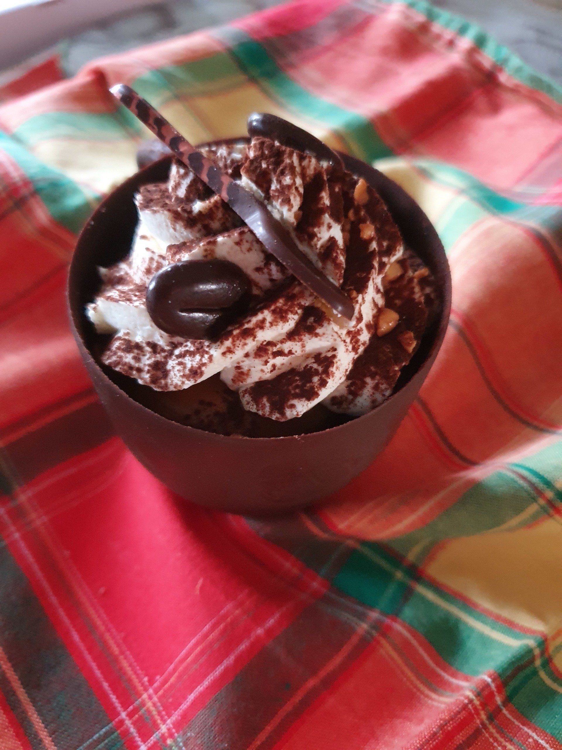 Patisserie en forme de tasse à café