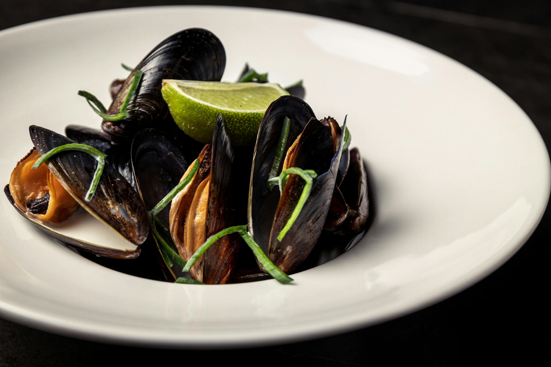 Moules dans leurs coquilles
