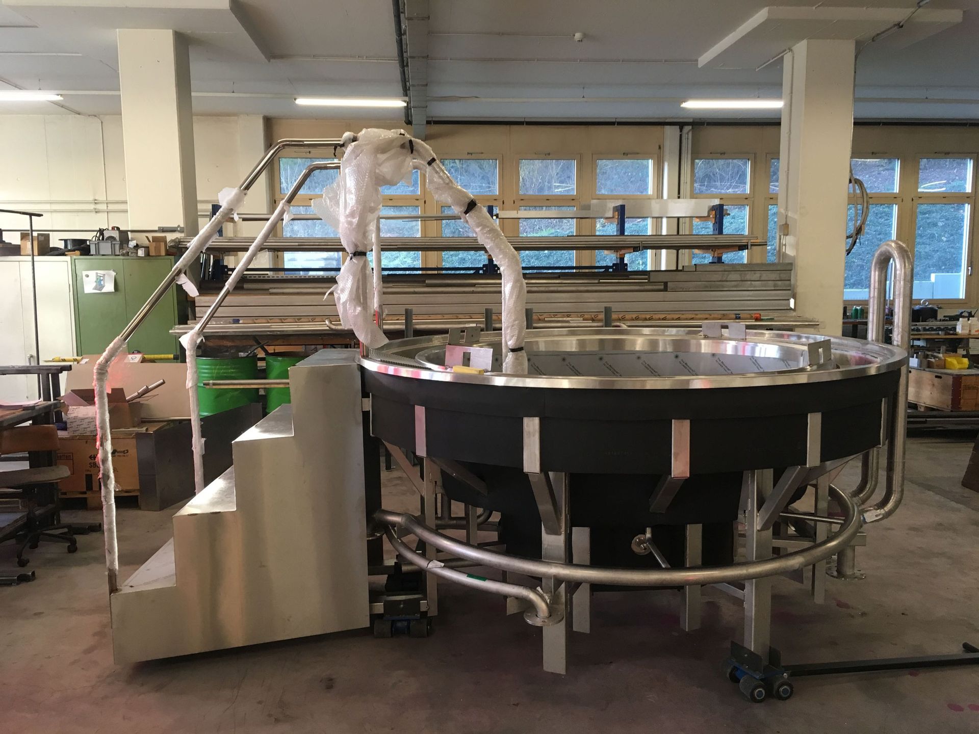 Poolbau - Chrom Nickel Bearbeitung - Wellnessbereich - Wanner Mech AG - Neuhausen 9