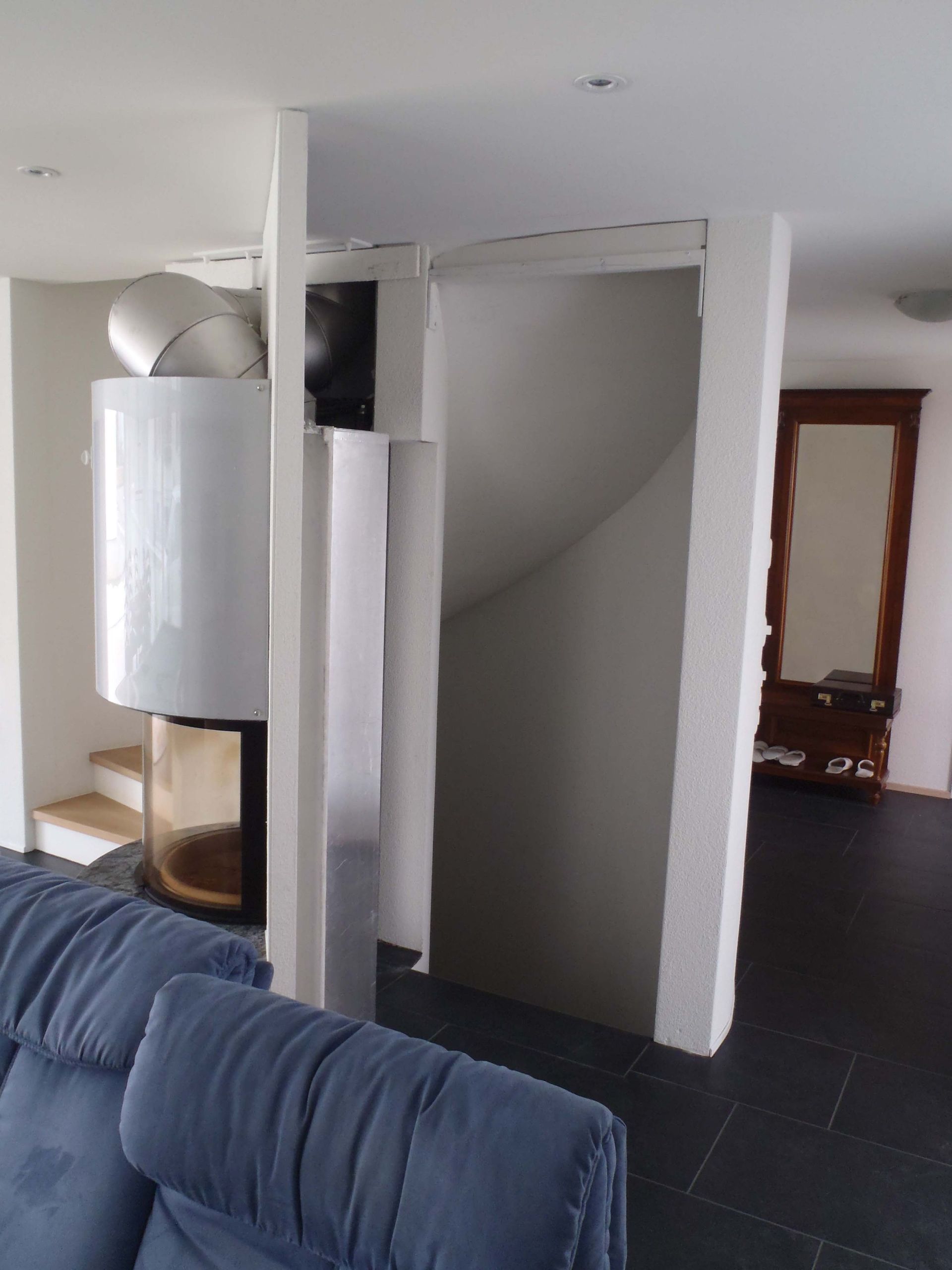 Schwenkbares Cheminée - Sonderanfertigungen - Engineerin - Wanner Mech AG - Neuhausen 4