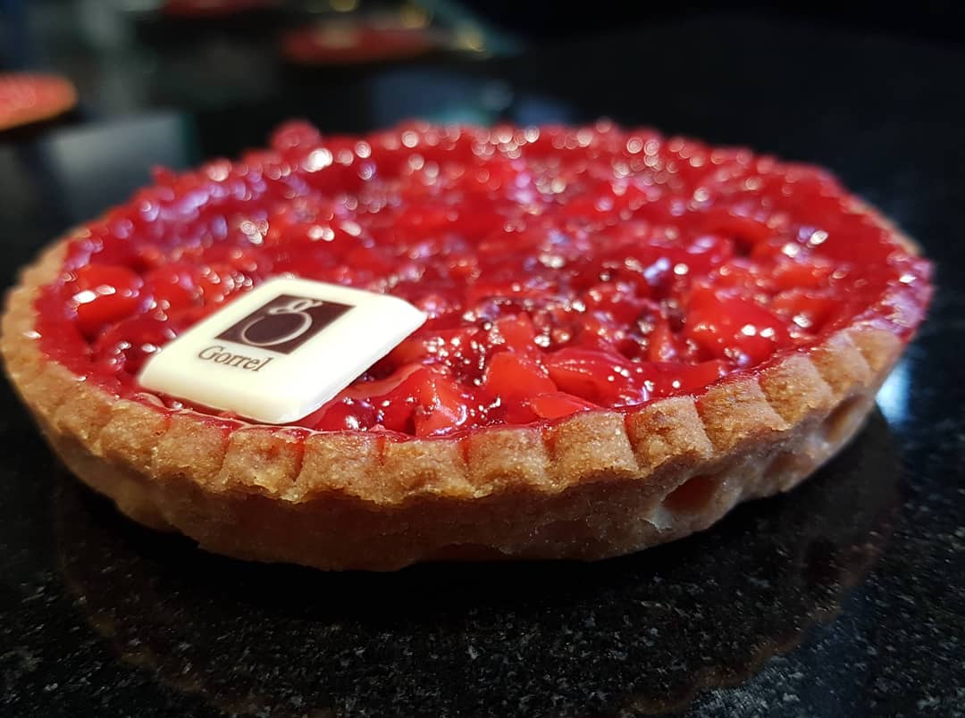 Tarte aux pralines roses