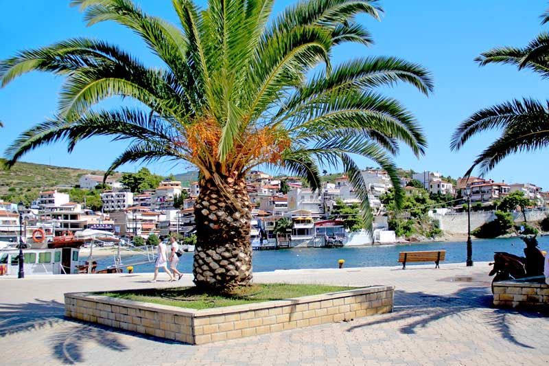 Ο Νεός Μαρμαράς