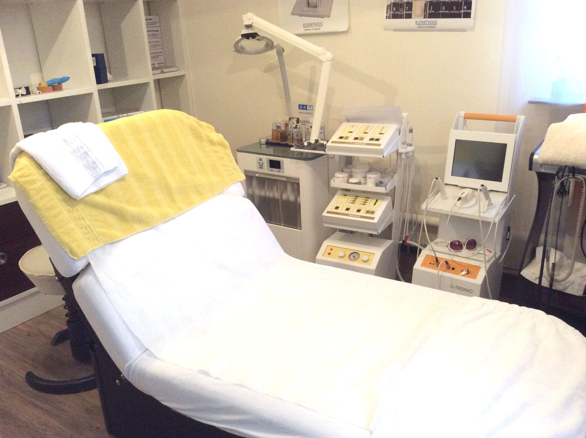 KLEANTHOUS SONO LIFTINGS