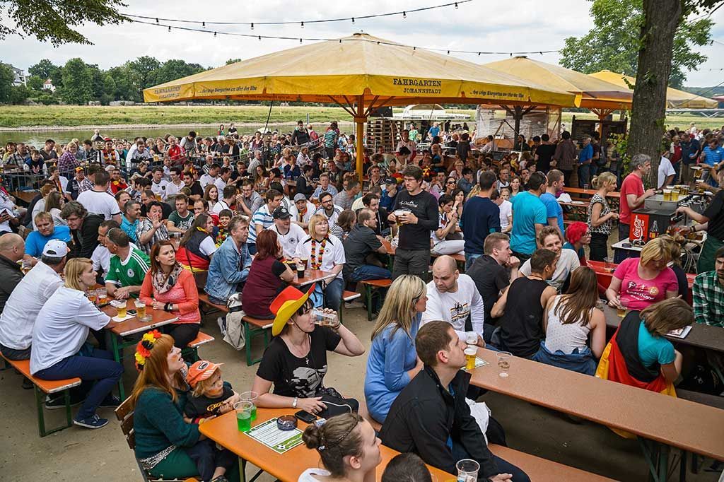 Fußball-WM im Fährgarten 2014 (1. Spieltag)