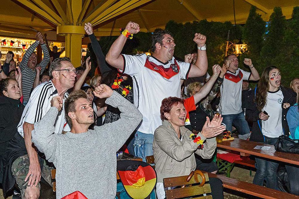 Fußball-WM im Fährgarten 2014 (Halbfinale + Finale)