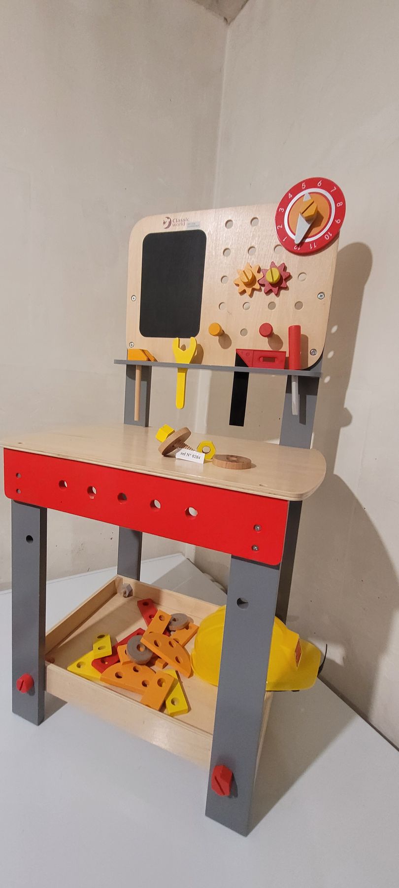 Petite table de bricolage en bois