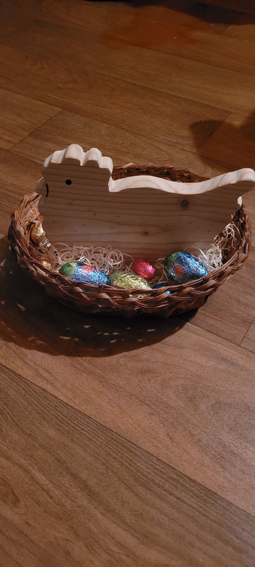 Petite poule en bois