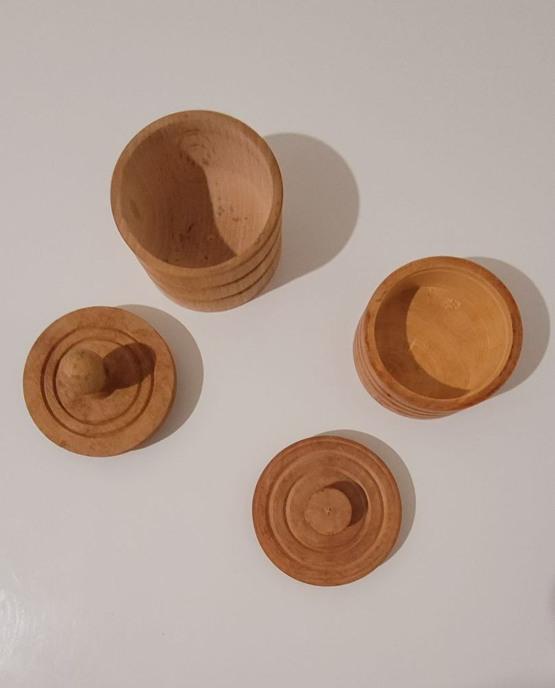 Petit pot en bois