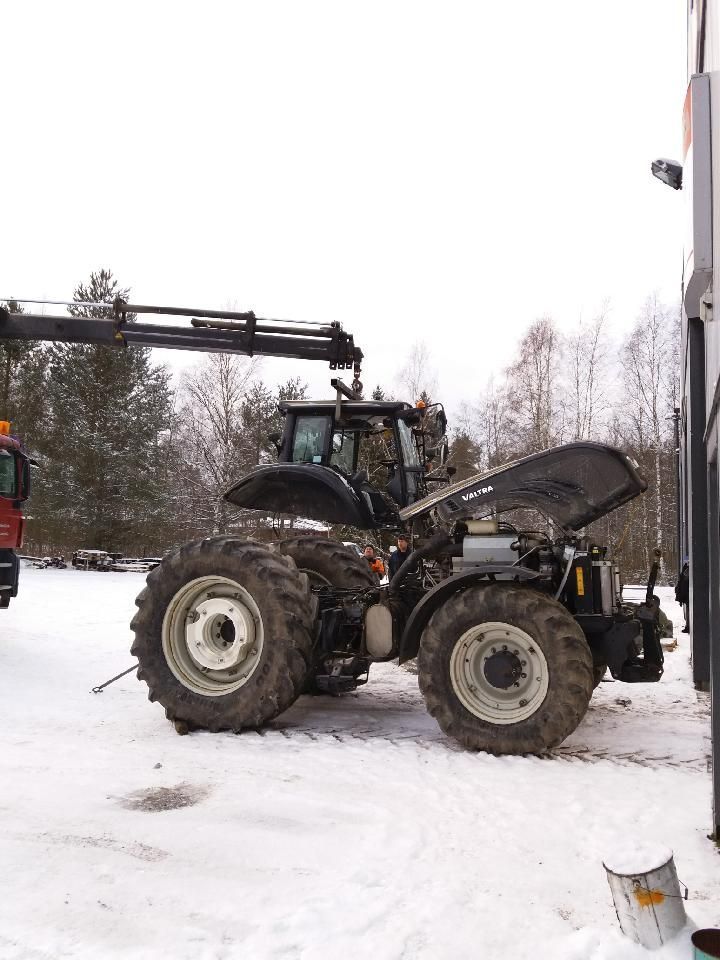 huollettu pyöräkuormaaja