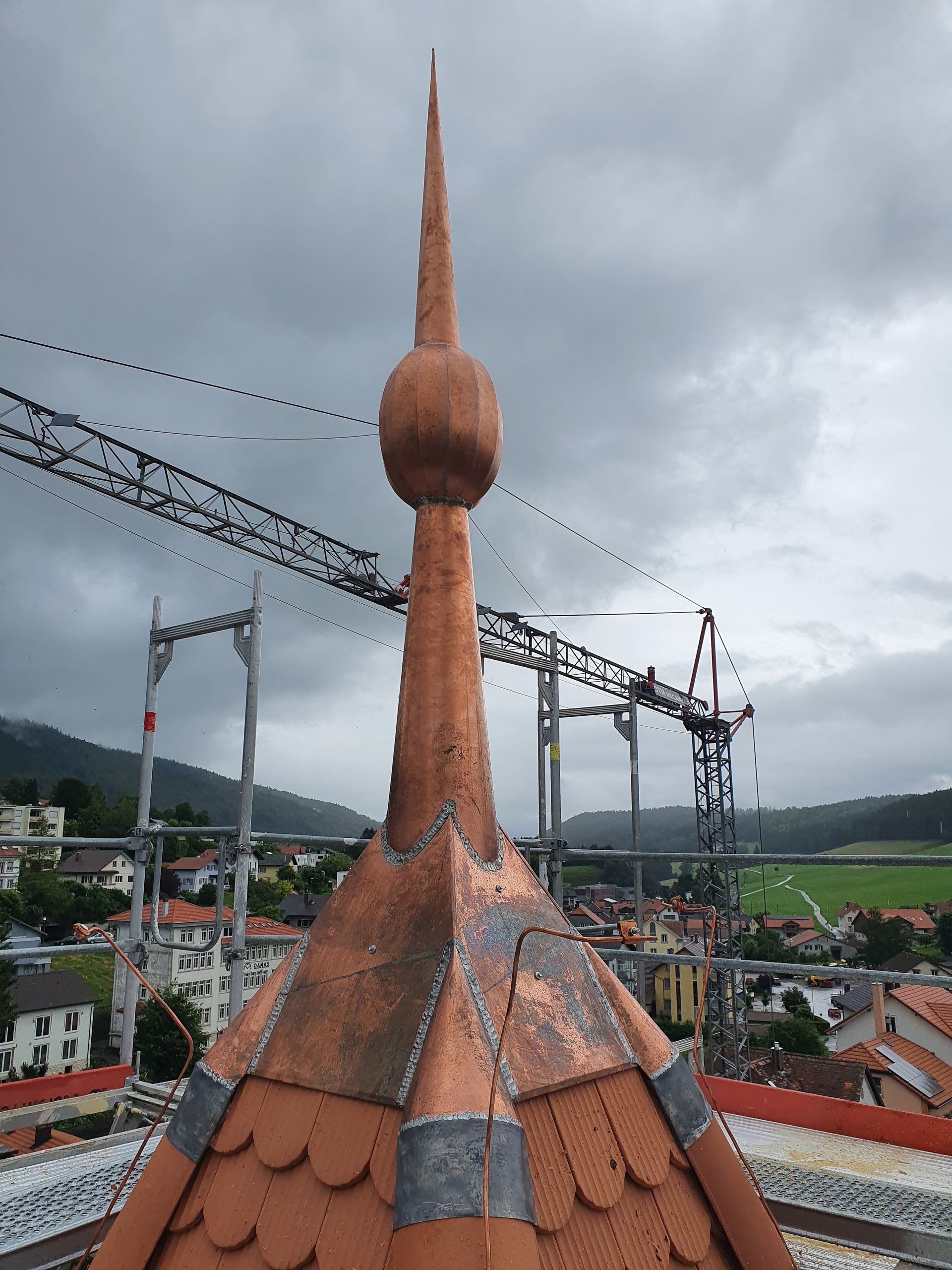 Travaux de tubage, fumisterie par  Nikles Toiture SA