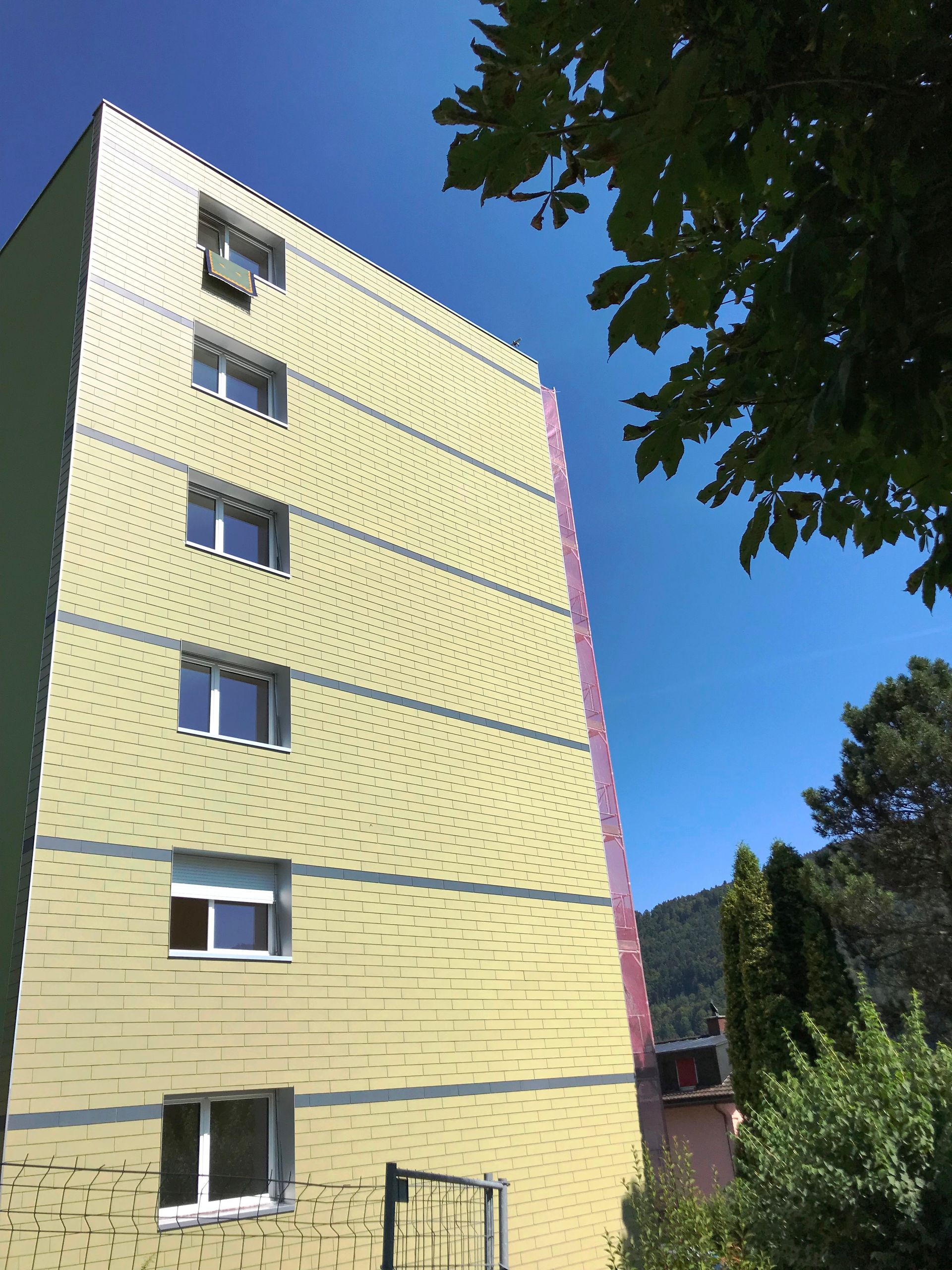 Travaux de levage par Nikles Toiture SA