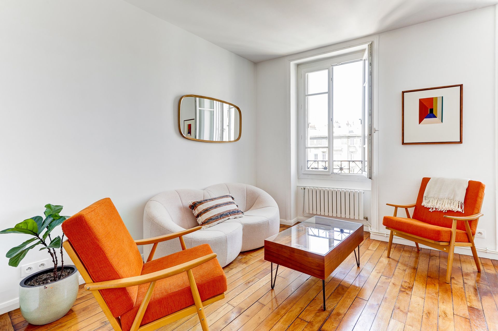 Living room of Elegant 3BR Flat - Heart of St-Germain & Odeon