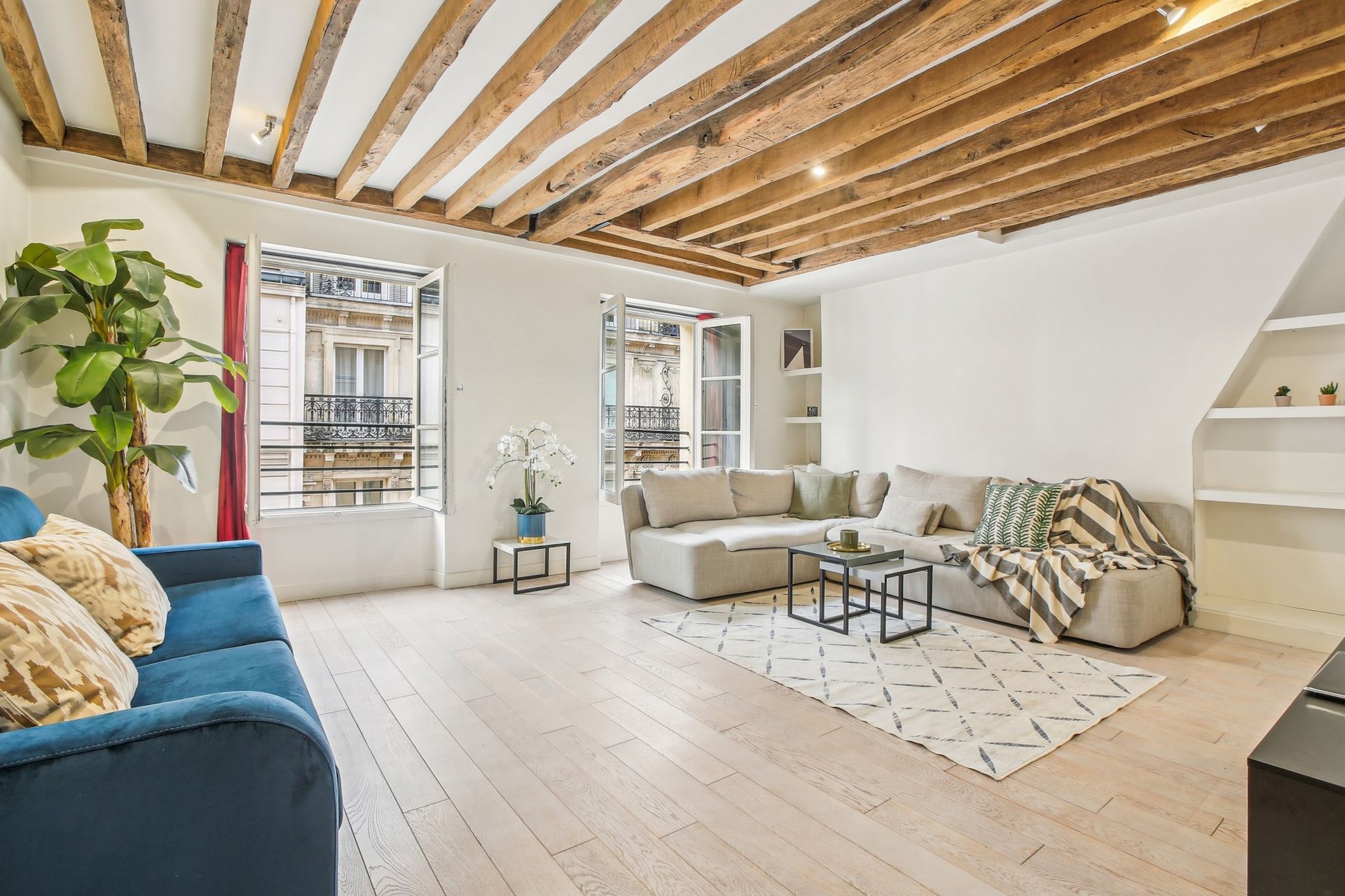 Living room of Elegant 3BR Flat - Heart of St-Germain & Odeon