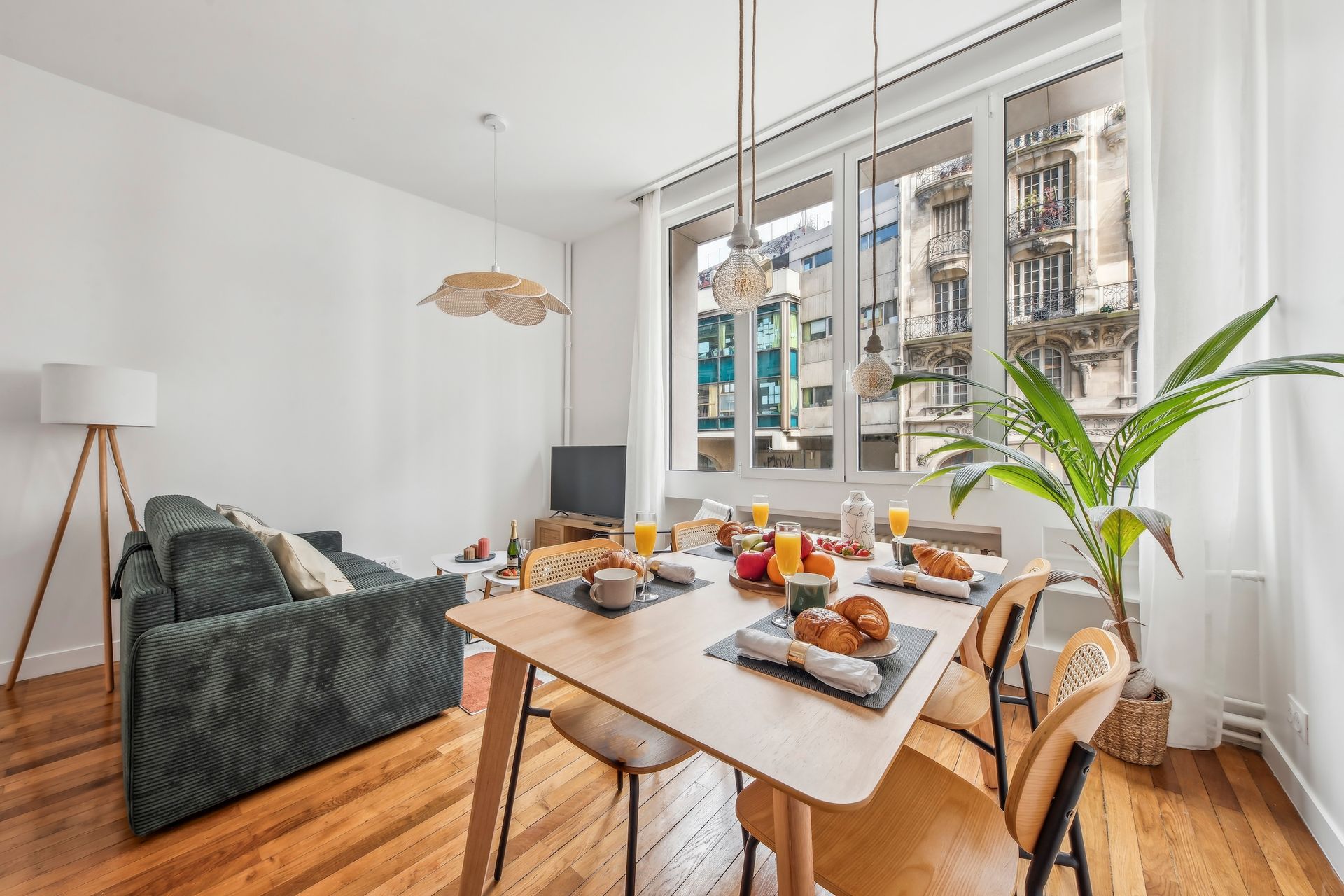 Living room of Elegant 3BR Flat - Heart of St-Germain & Odeon