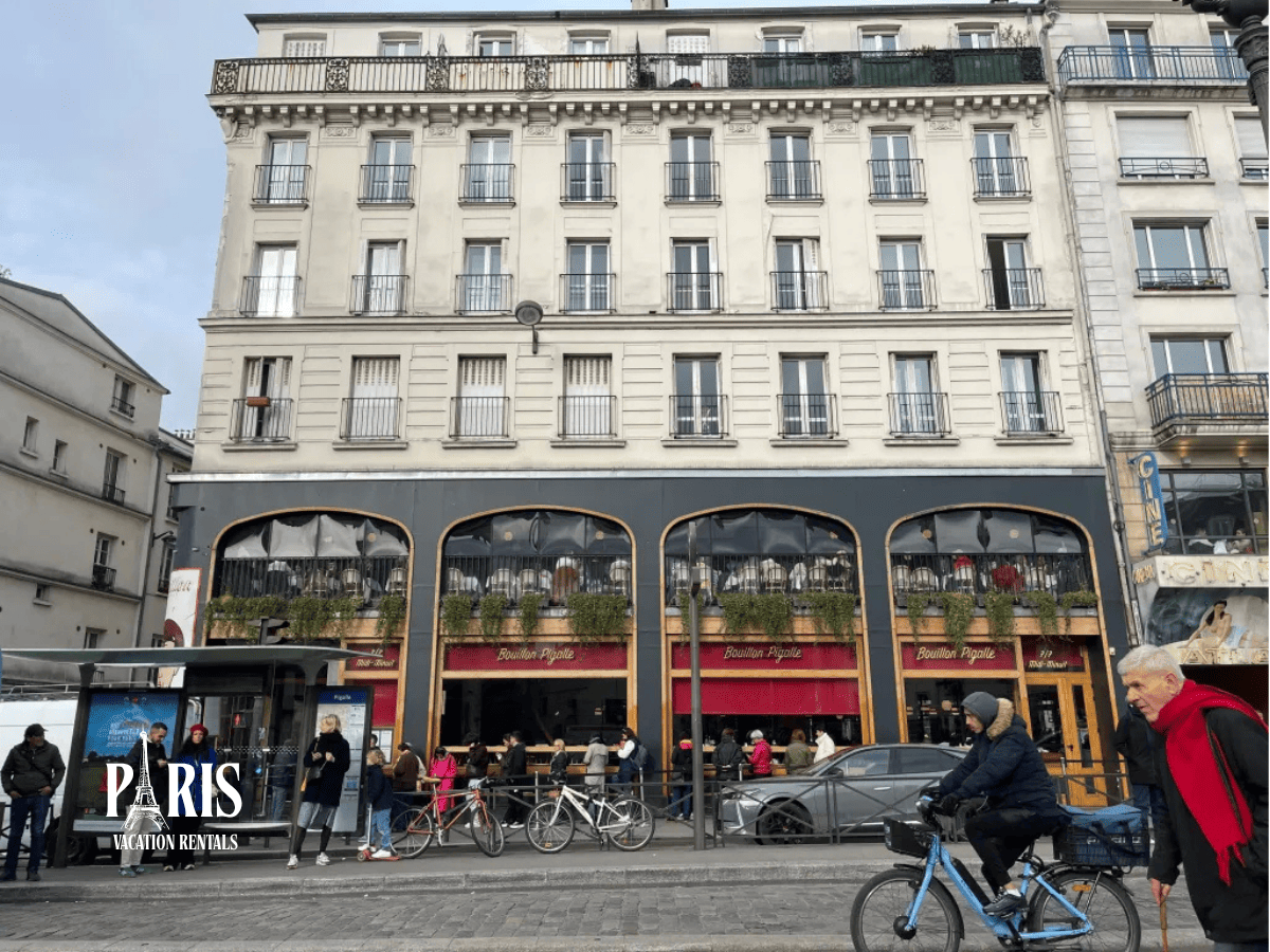 Place Pigalle warrant caution