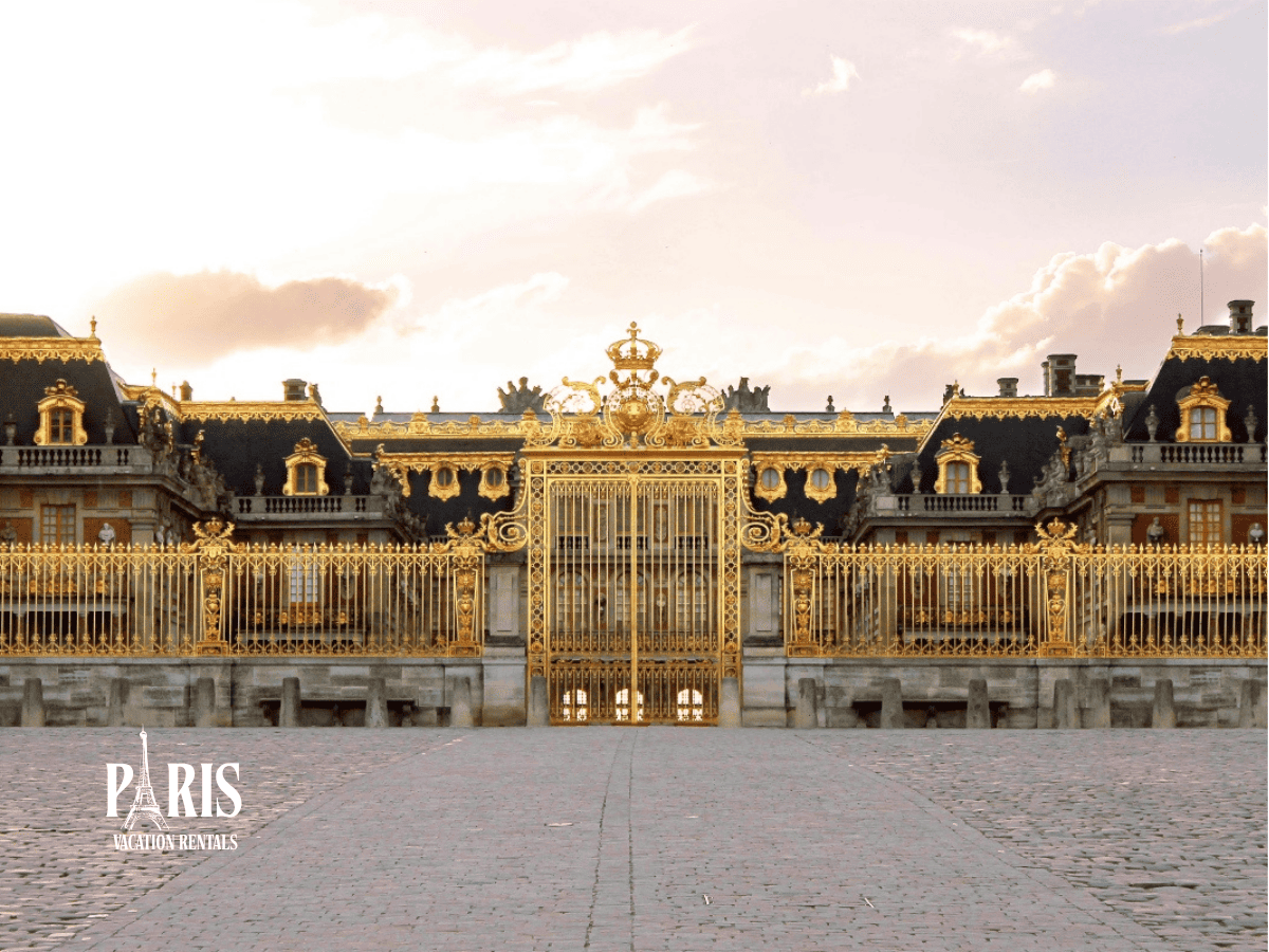 Practical Tips for Visiting Palais Royal with Kids