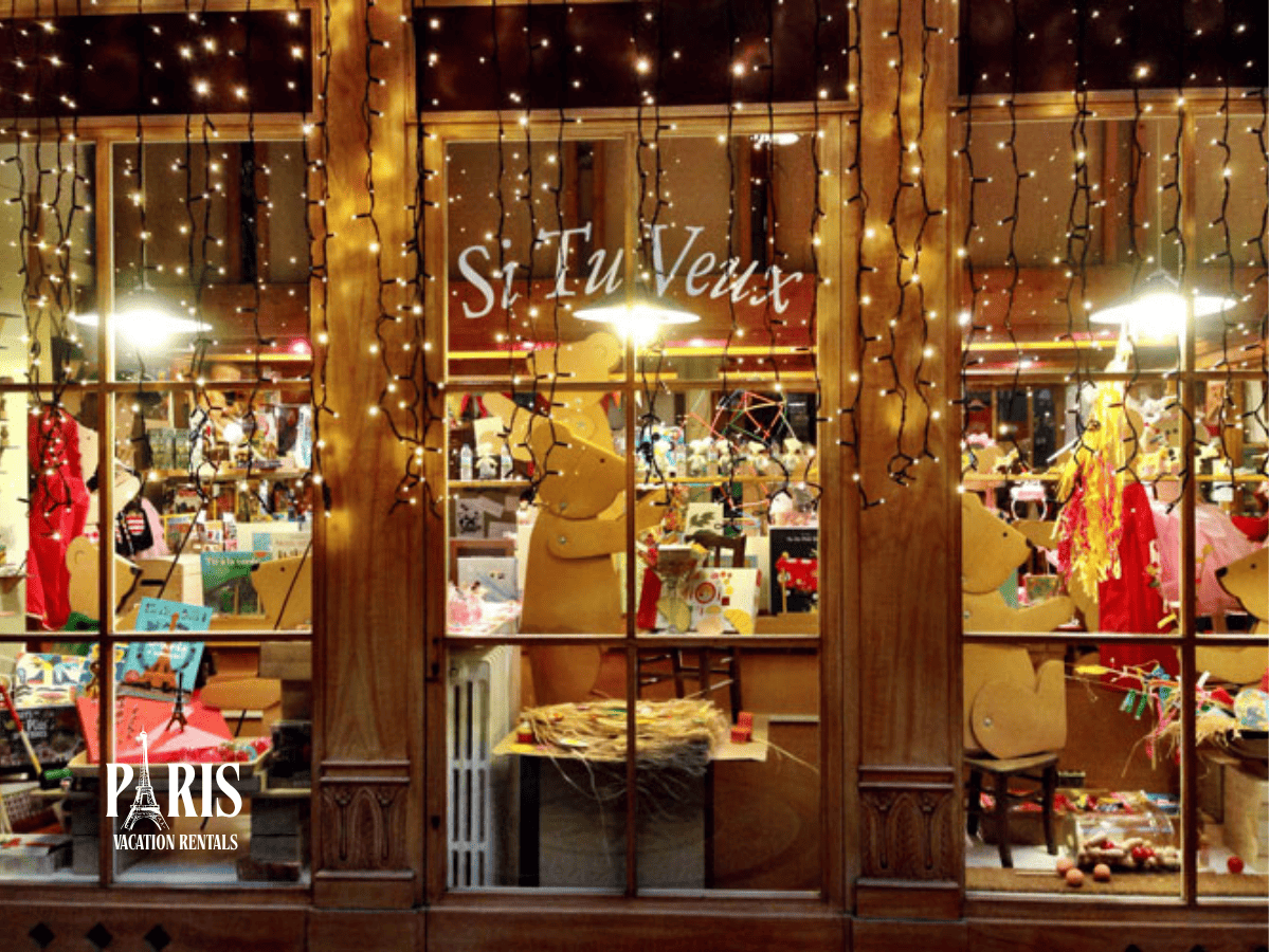 Small Boutiques and Toy Shops Paris