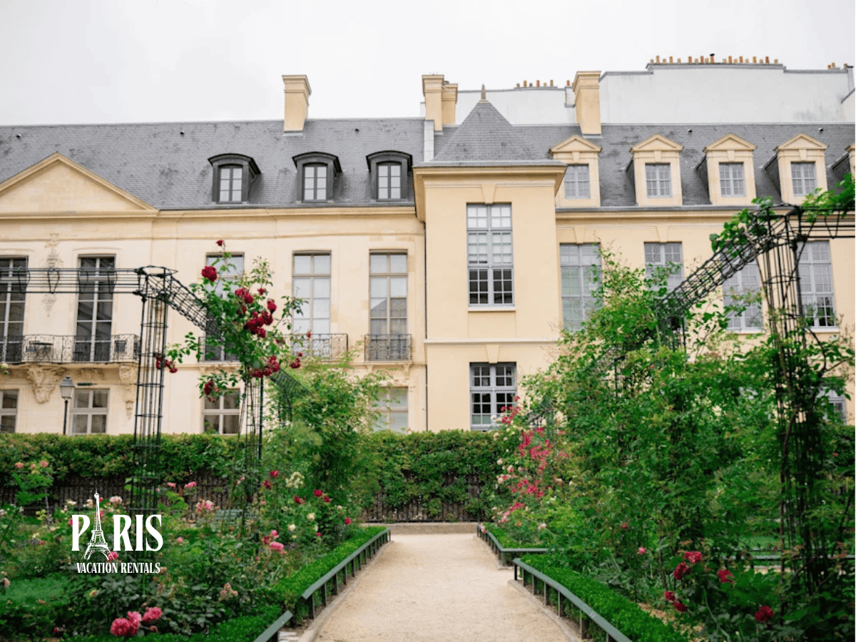 Le Marais Hidden Courtyards
