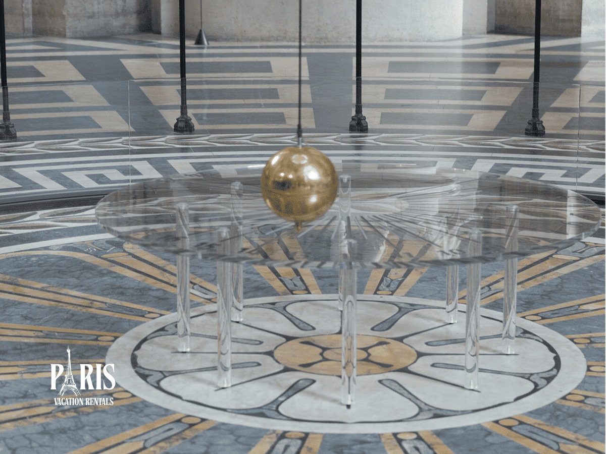 Foucault's Pendulum Demonstration