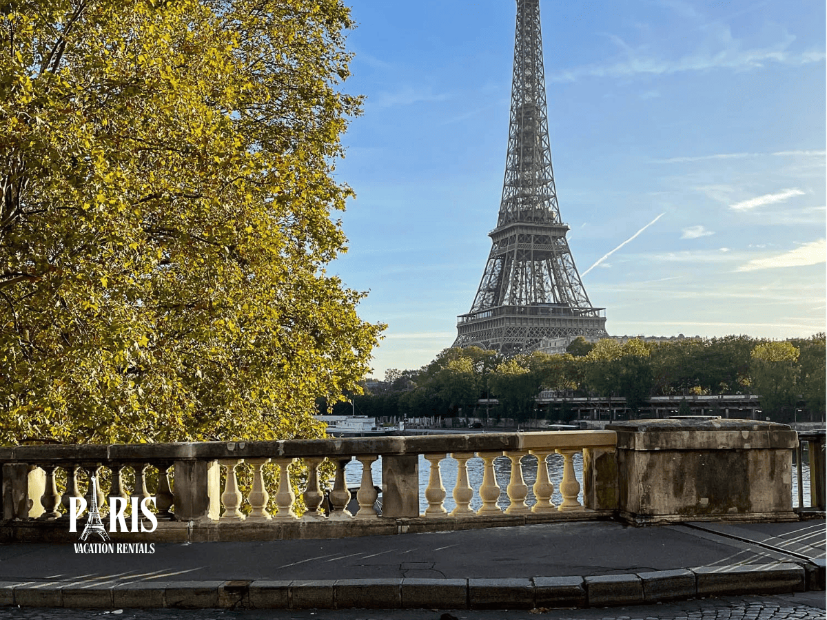 Eiffel Tower via Trocadéro