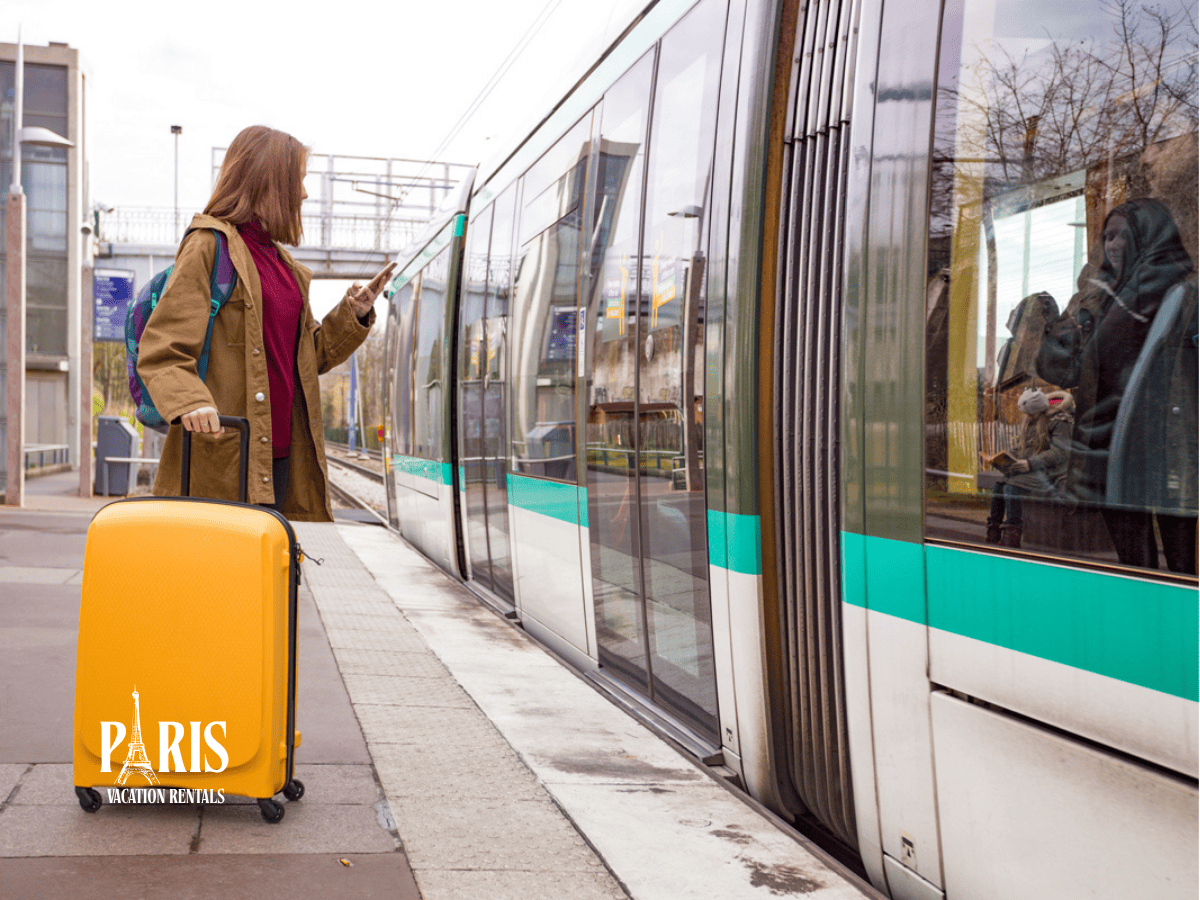 Luggage on Paris Public Transport