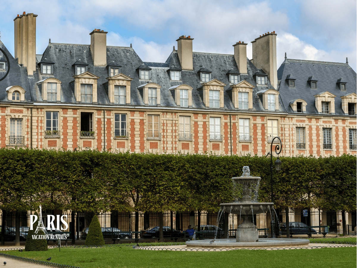 Le Marais direct book