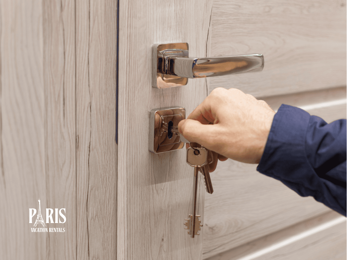 Apartment Safety Checklist Before You Book